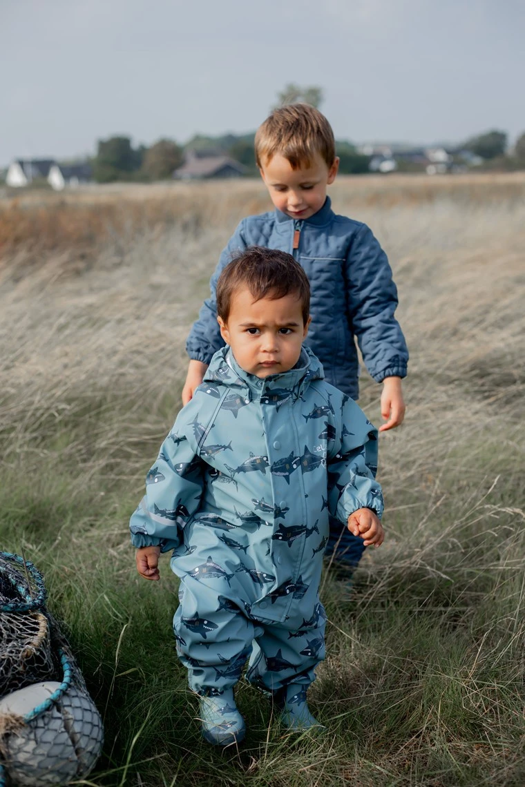 Celavi Regenoverall HAI Smoke Blue Einteiler 2 Celavi Regenoverall HAI Smoke Blue Einteiler – Bild 2