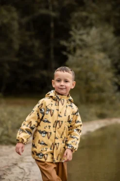 CeLaVi Regenset Traktor Baggerlader Zweiteiler Regenanzug Strohgelb/schwarz 12 CeLaVi Regenset Traktor Baggerlader Zweiteiler Regenanzug Strohgelb/schwarz -Babyprodukte Geschäft CELAVI SS22 23 1280x1280 2