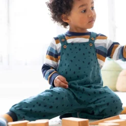 People Wear Organic Langarmshirt Blockstreifen Blau/nougat 7 People Wear Organic Langarmshirt Blockstreifen Blau/nougat -Babyprodukte Geschäft people wear latzhose petrol dots 3 1280x1280
