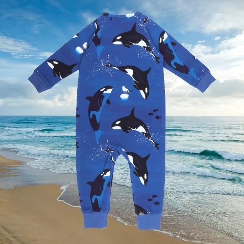 Walkiddy Baby Overall Playful Orcas Blau Langarm Schlafanzug 3 Walkiddy Baby Overall Playful Orcas Blau Langarm Schlafanzug – Bild 3